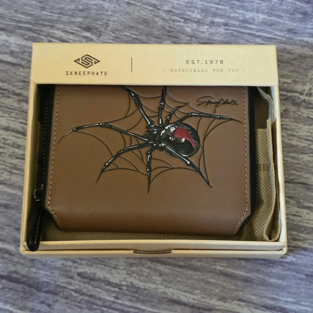 Skneephate Tan Black Widow Spider Web Zip Around Bifold Wallet New in Box